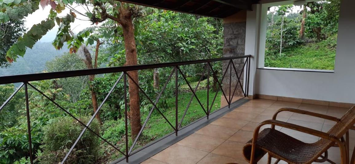 After The Rains - Rainforest Lodge Meppadi Bagian luar foto