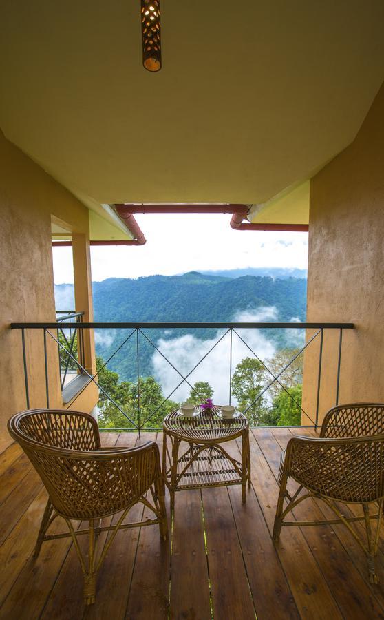 After The Rains - Rainforest Lodge Meppadi Bagian luar foto